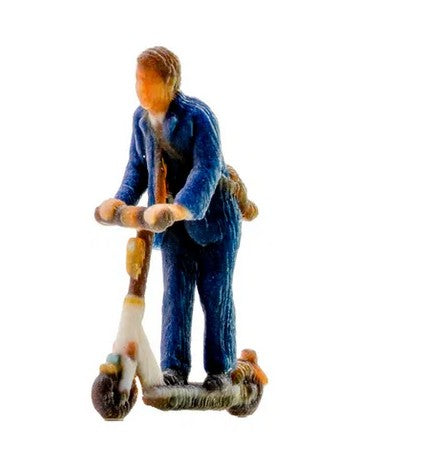 Noch 10607, Mann auf E-Scooter, Figuren / H0