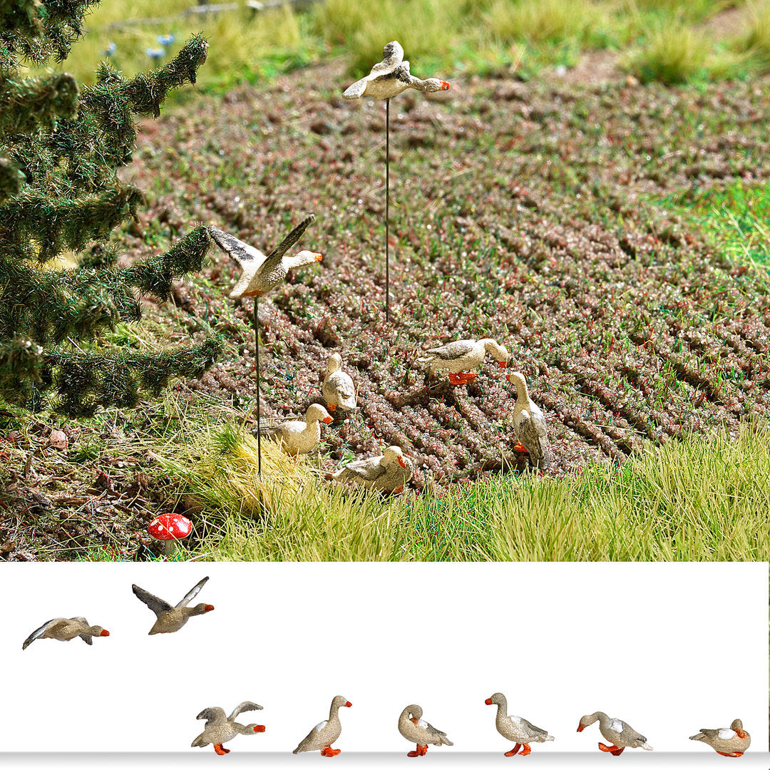 Busch 1196, Wildgänse, Bausatz / H0