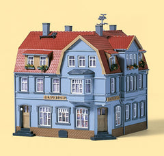 Auhagen 12249, Eckhaus, Bausatz, / H0-TT