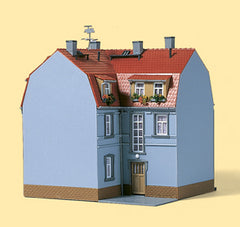 Auhagen 12249, Eckhaus, Bausatz, / H0-TT