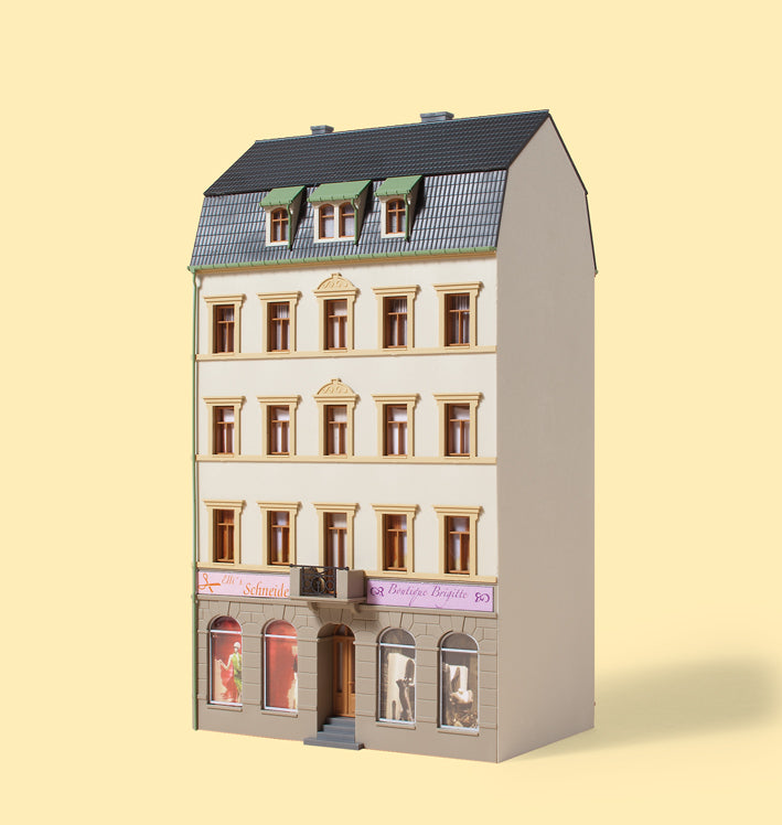 Auhagen 13336, Stadthaus Markt 2, Bausatz / TT