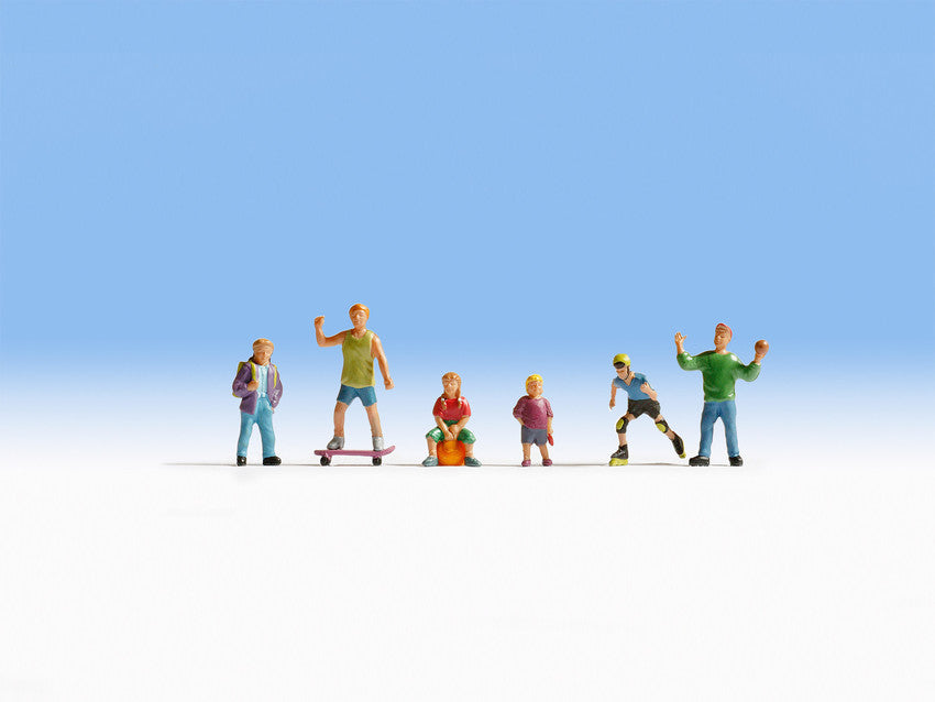 Noch 15810 Spielende Kinder, Figuren / H0