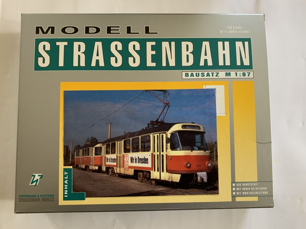 Herrmann & Partner 23064A/1, Tatra T4D, Originallack CKD, Bausatz / H0