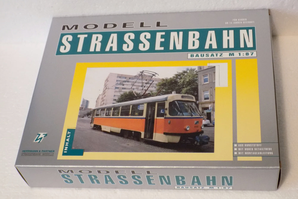 Herrmann & Partner 23085/1, Tatra T4 – Fahrschule Leipzig, Bausatz / H0