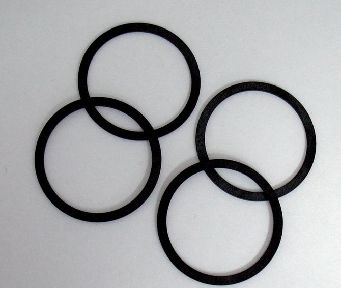 PIKO, 36040, G Haftreifen für V 60 / V36 / Mogul / BR 103 / BR 95, 1STück