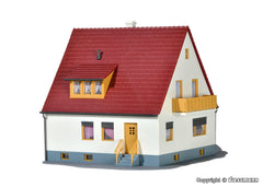 Kibri 38710, Einfamilienhaus Lindenstraße, Bausatz / H0