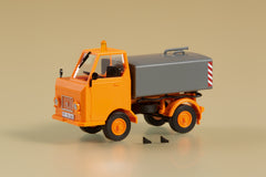 Auhagen 41657, Multicar M22 mit Wassertank, Bausatz / H0