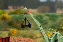 Auhagen 41685, Lader T172 grün / H0