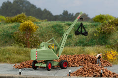 Auhagen 41685, Lader T172 grün / H0