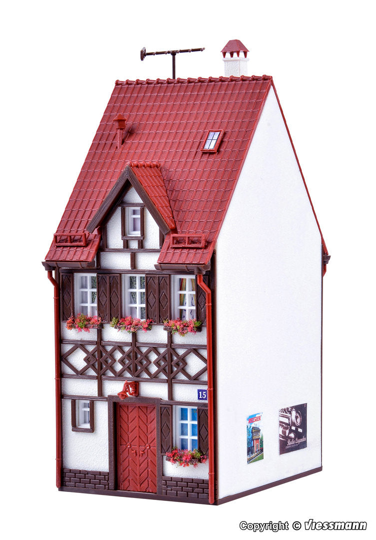 Vollmer 43672, Wohnhaus Bahnhofstraße 15 / H0