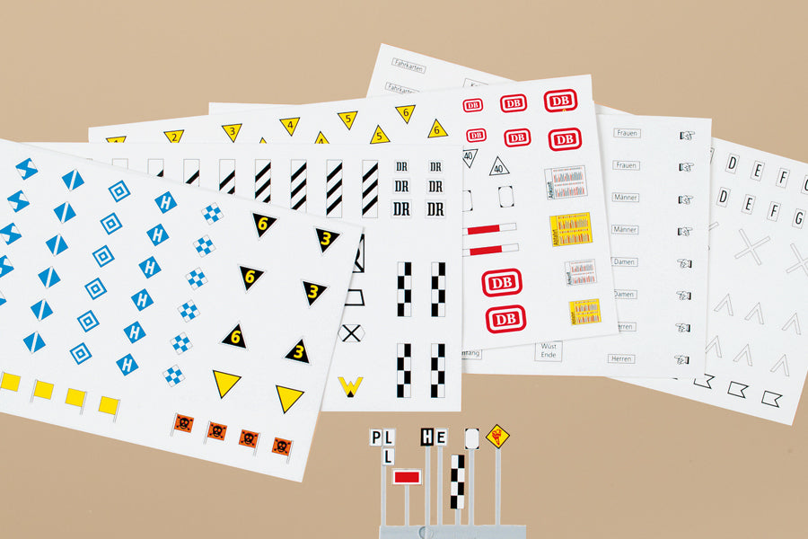 Auhagen 44647, Eisenbahn-Signaltafeln und -Schilder, Bausatz