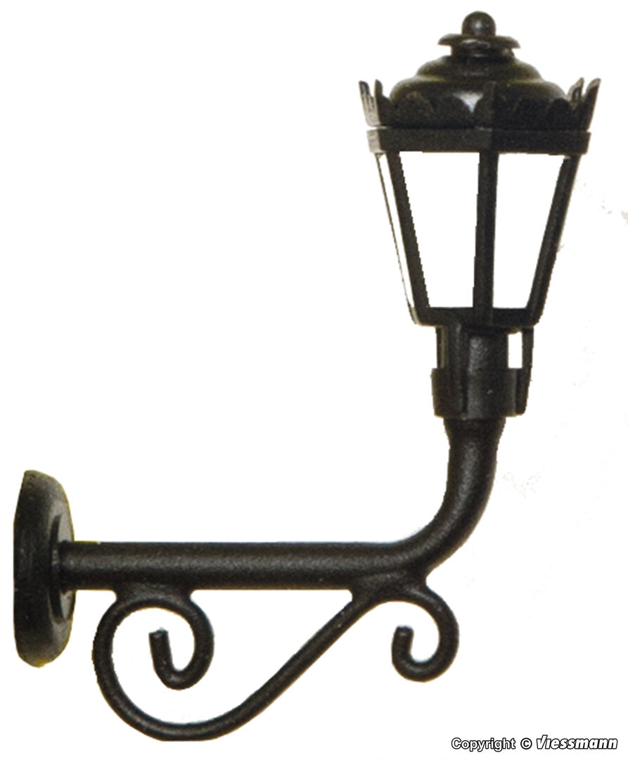 Viessmann 6971, Wandlaterne, LED warmweiß / TT