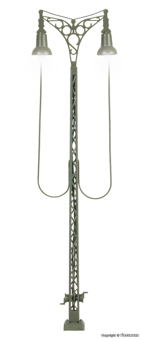 Viessmann 6988, Gittermastleuchte, doppelt, / TT