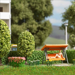 Busch 79827, Action Set: Gartenschaukel Anke / H0