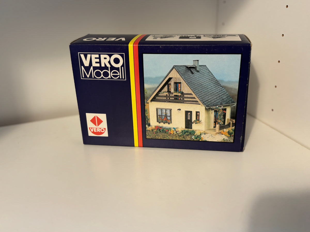VERO, Landhaus Marion, ungeöffnet / H0 - TT