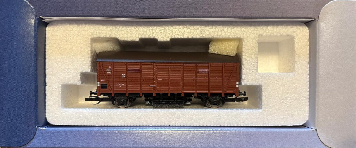 Tillig 95291, Schienenreinigungswagen der DR,Ep.III, / TT