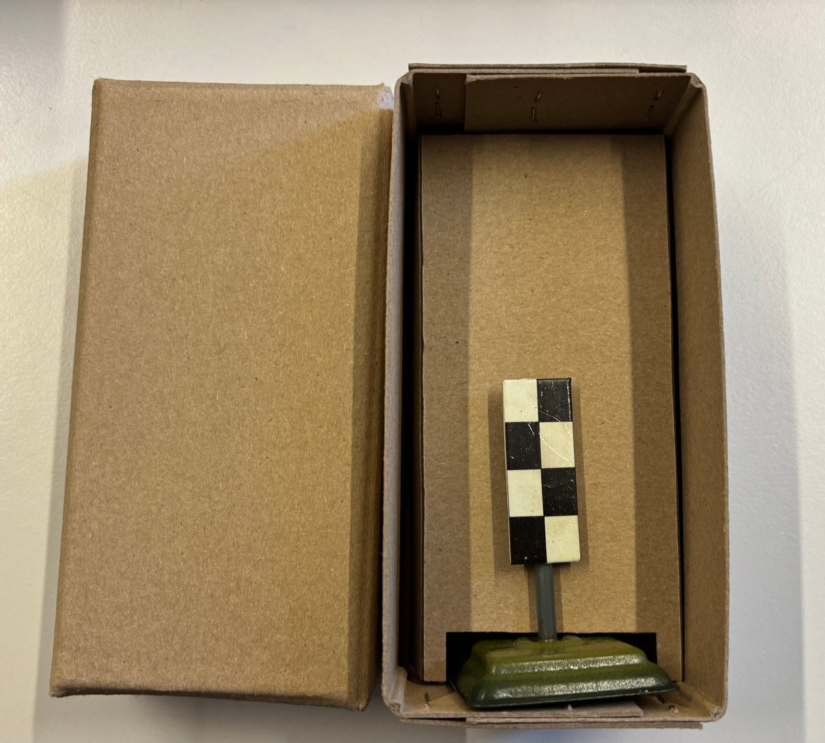 Nachbau / Replika Schachbrettafel für Spur 0/1