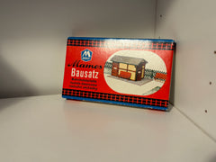 Mamos - VERO, 3/36, Bahnhofstoilette , original verpackt und komplett / H0-TT