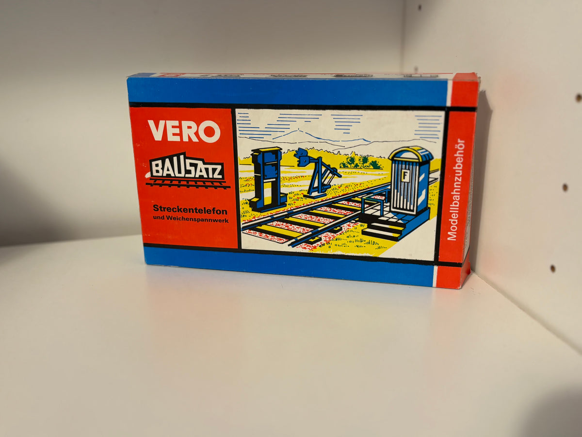 VERO, 2/42, Streckentelefon und Weichenspannwerk , original verpackt und komplett / H0-TT
