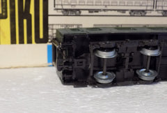 Piko DDR, 4-achs Personenwagen der DR, A&V / H0-Wg01