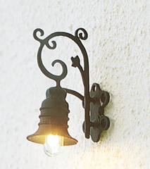 BRAWA N 4620 -  Wandlaterne mit Schirm